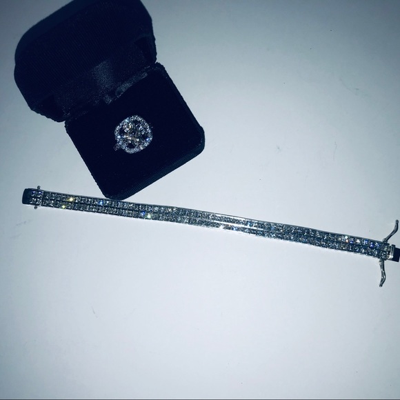 Tennis bracelet. - Picture 6 of 9